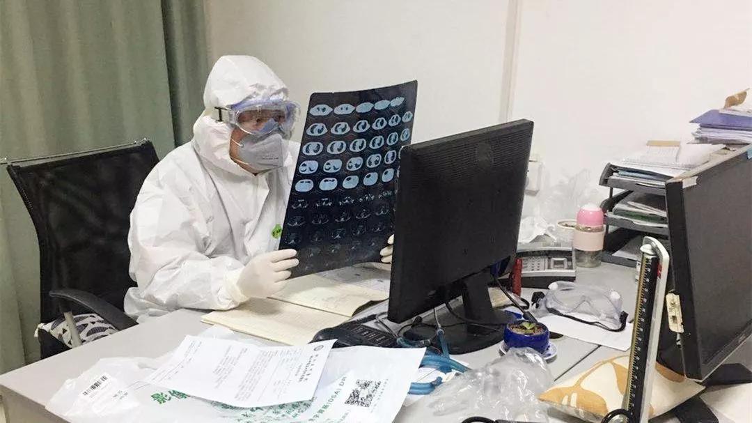 七一二所門診部負責人、后勤服務中心副主任李浩